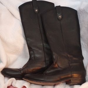 FRYE womans Marissa Medallion boots Black 10